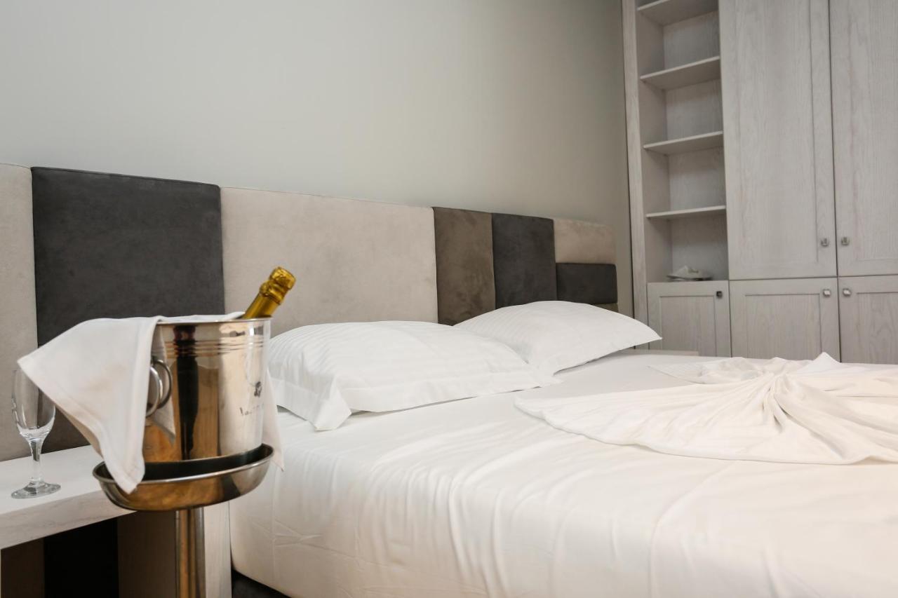 Lubjana Hotel Durres Luaran gambar