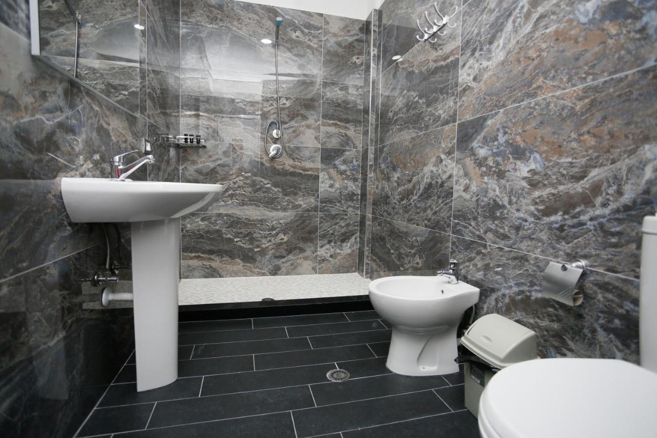 Lubjana Hotel Durres Luaran gambar