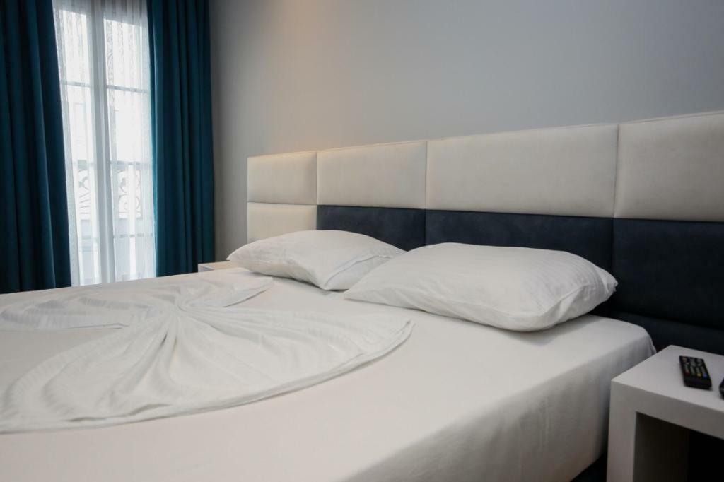 Lubjana Hotel Durres Luaran gambar